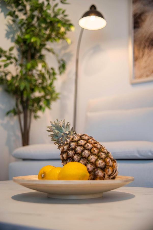 The Grande - Huge Terrace - Amazing Sea Views - Tastefully Furnished - Access To Rooftop Terrace And Gym - Hillside Apartments Rogoznica Rogoznica  Zewnętrze zdjęcie
