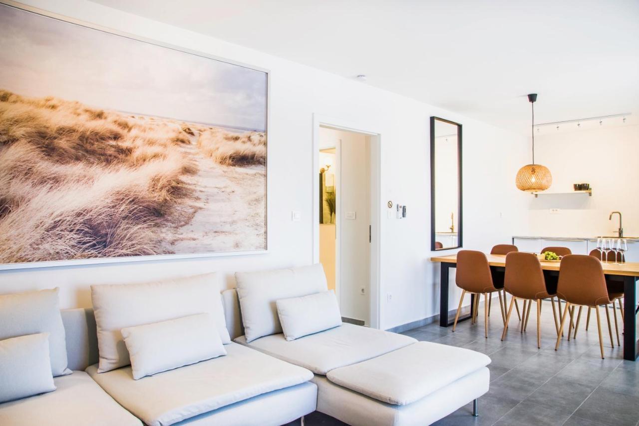 The Grande - Huge Terrace - Amazing Sea Views - Tastefully Furnished - Access To Rooftop Terrace And Gym - Hillside Apartments Rogoznica Rogoznica  Zewnętrze zdjęcie
