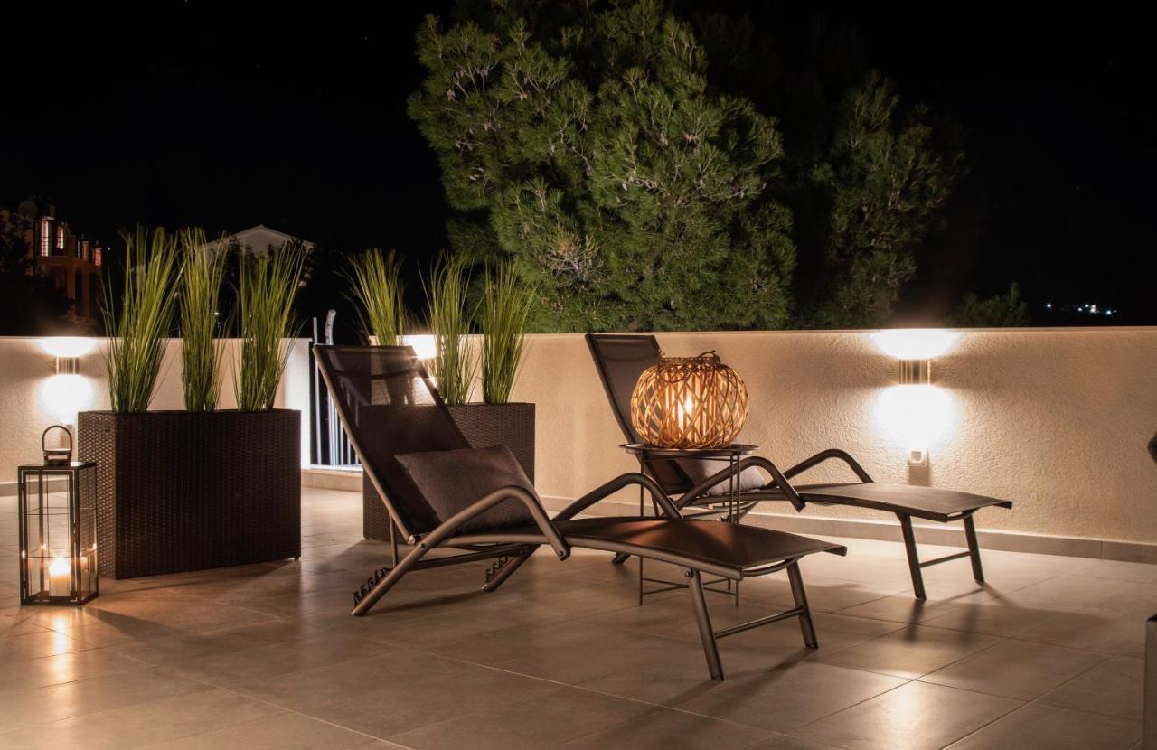 The Grande - Huge Terrace - Amazing Sea Views - Tastefully Furnished - Access To Rooftop Terrace And Gym - Hillside Apartments Rogoznica Rogoznica  Zewnętrze zdjęcie