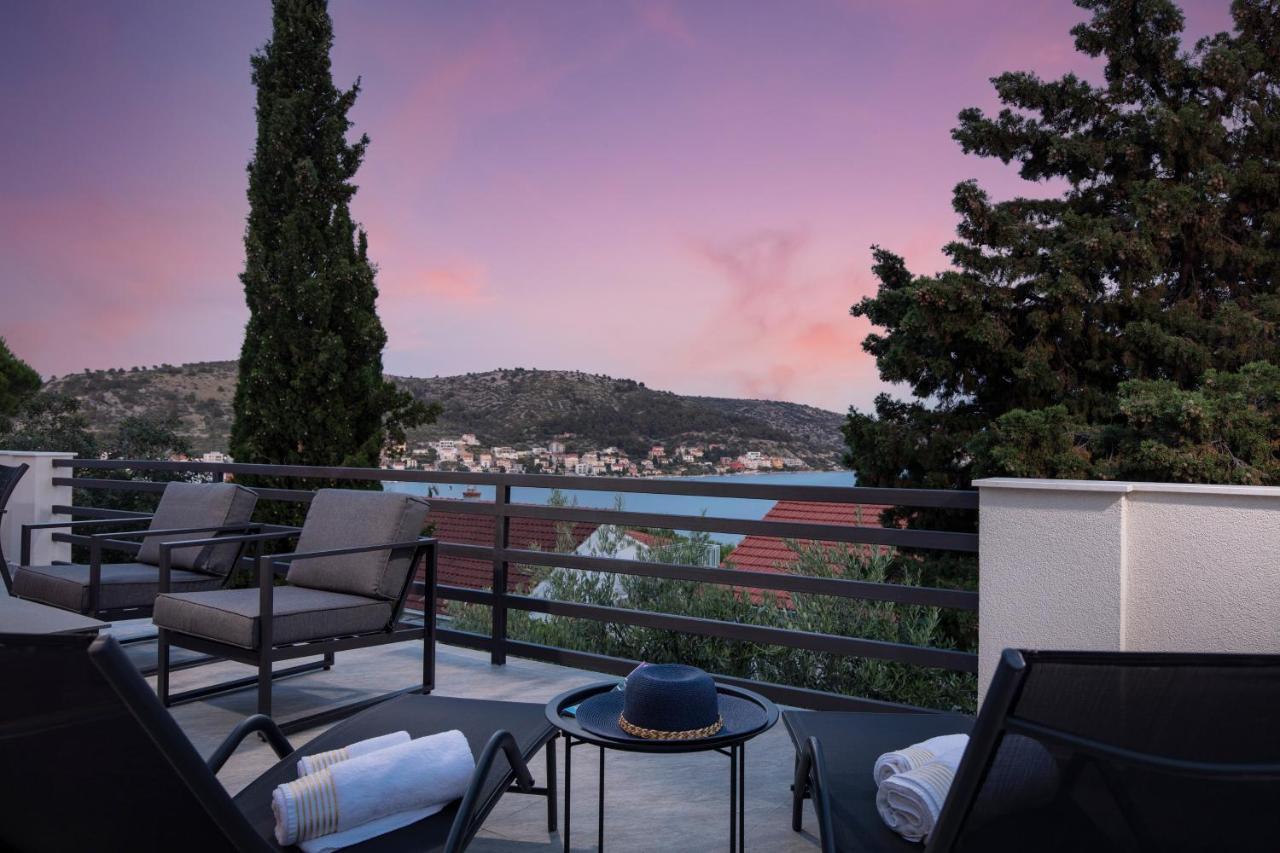The Grande - Huge Terrace - Amazing Sea Views - Tastefully Furnished - Access To Rooftop Terrace And Gym - Hillside Apartments Rogoznica Rogoznica  Zewnętrze zdjęcie
